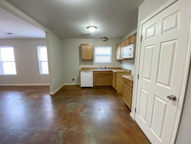 Building Photo - 3 bed, 2 bath in Brighton Tn