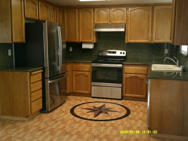 Building Photo - 1777 Daniel Ct