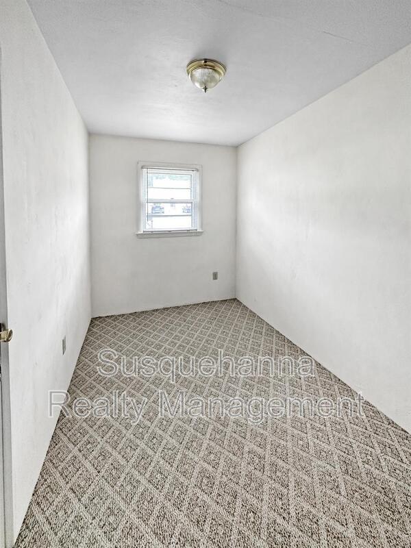 Building Photo - 2 Arwin Dr
