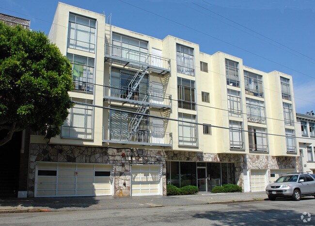 Building Photo - 465 14th Ave