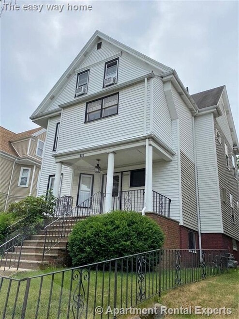 Building Photo - 186 Powder House Blvd