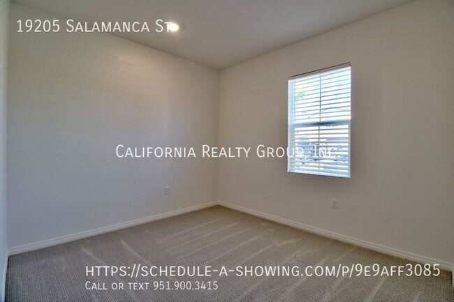 Building Photo - 19205 Salamanca St