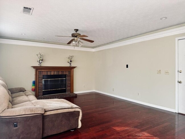 Building Photo - 3624 Manchester Dr