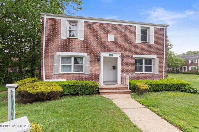 Building Photo - 317 Bath Ave