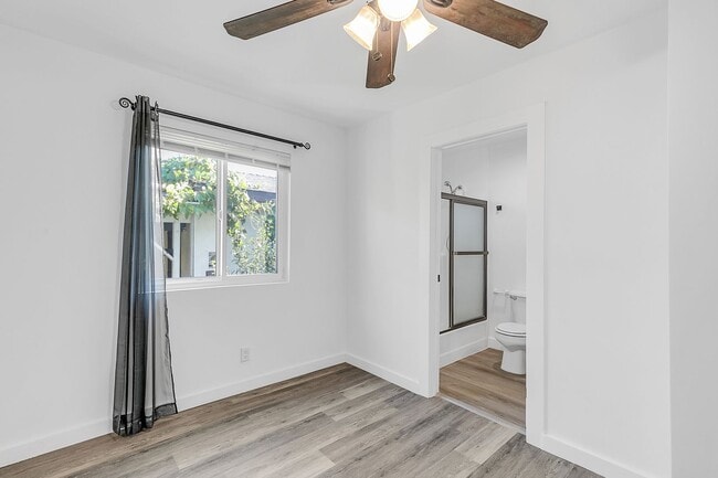 Building Photo - Beautiful newly remodeled modern 2 Bed + 2...