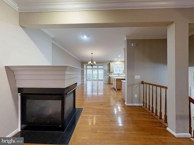 Building Photo - 9321 Hundith Hill Ct