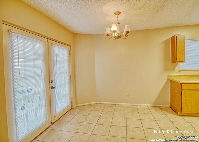 Building Photo - 6823 Columbia Ridge Dr