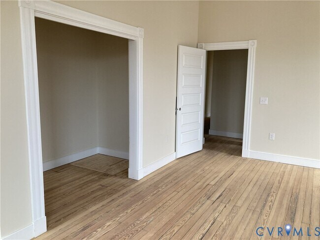 Building Photo - 618 N 25th St