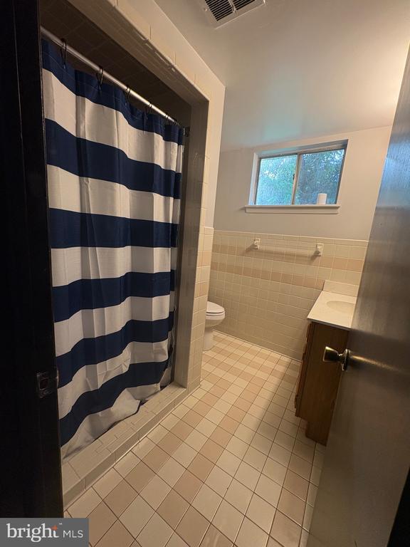 Building Photo - 6003 Joyce Dr