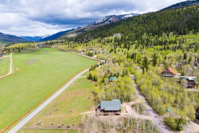 Building Photo - 4801 Conifer Dr