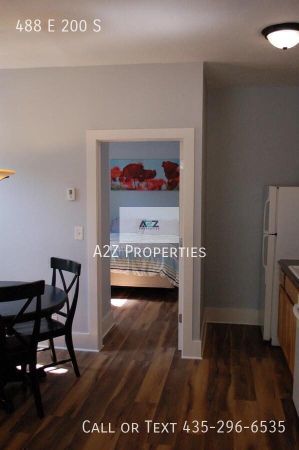 Building Photo - 488 200 S