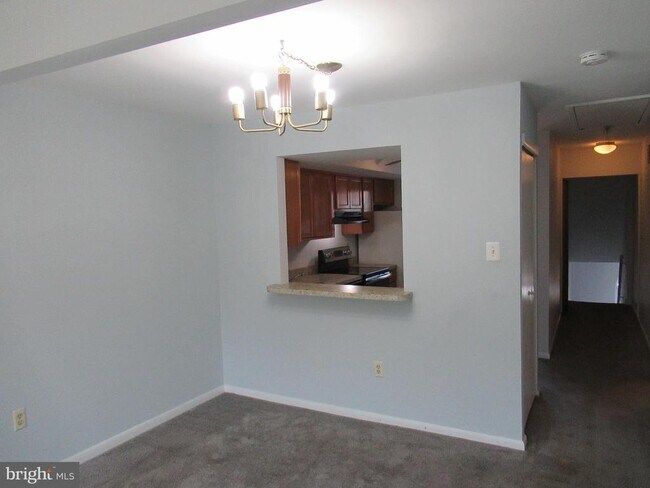 Building Photo - 7 Lumber Jack Cir