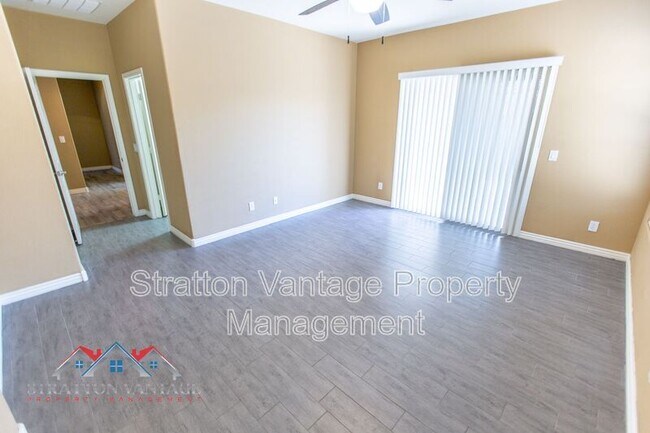 Building Photo - 4710 E Austin Ln