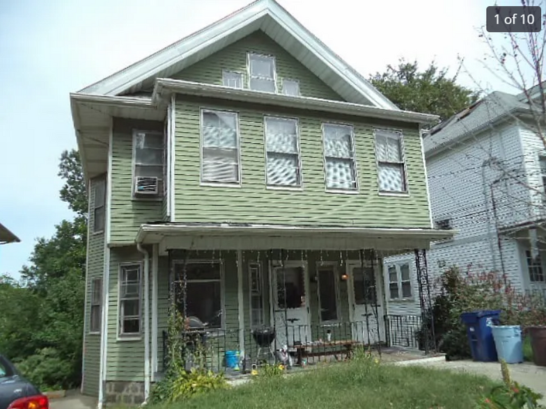 Primary Photo - 50 Langley Rd