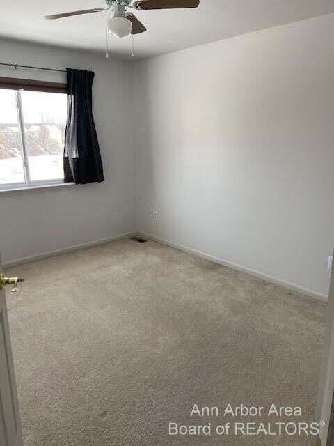 Building Photo - 8312 N Warwick Ct