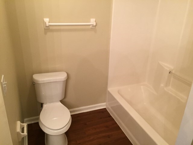 Building Photo - 578 Prindle Dr E