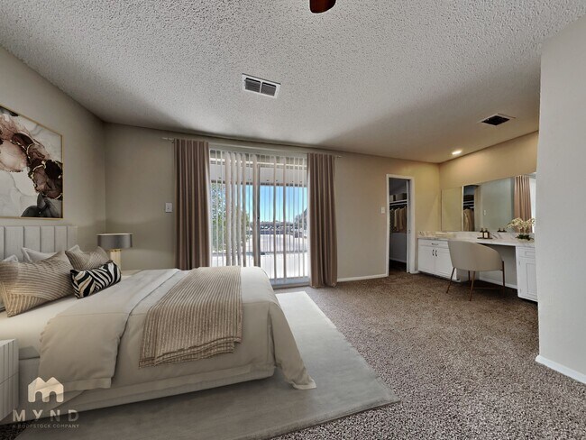 Building Photo - 6215 Indiana Ave