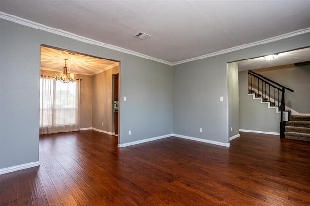 Building Photo - 2208 Kingsley Dr