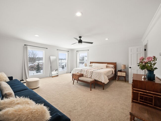 Building Photo - 3250 Chestnut Run Dr