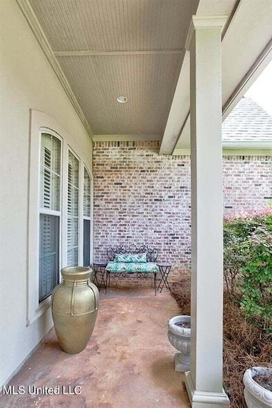 Building Photo - 143 Sonnett Cir
