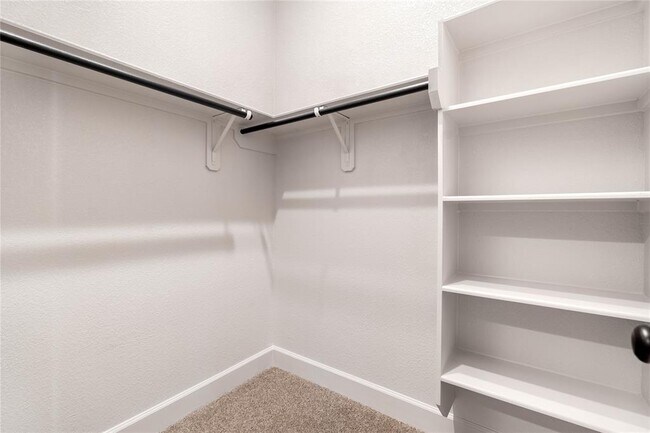 Building Photo - 639 Bay Breeze Dr