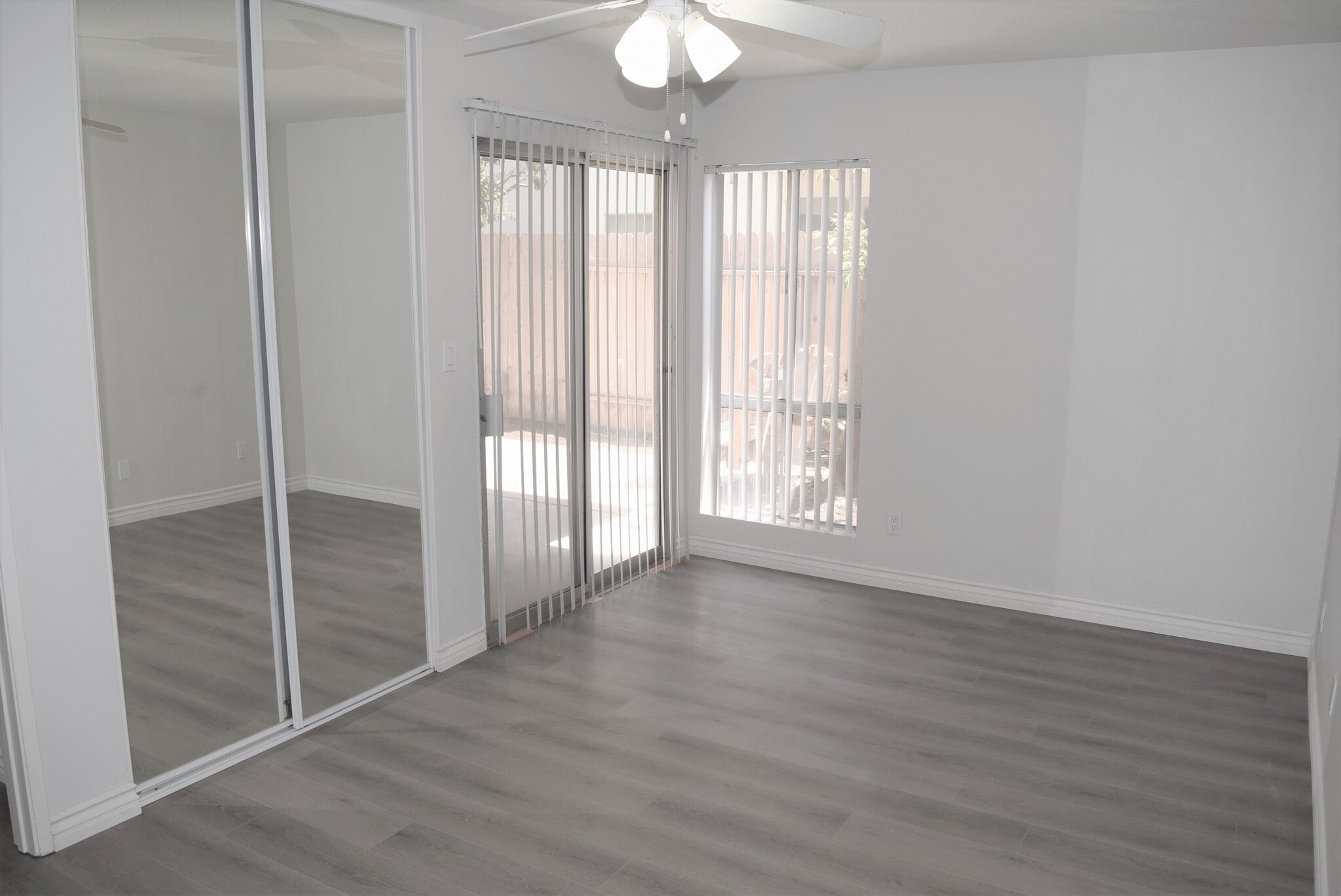 Building Photo - 16042 Waikiki Ln