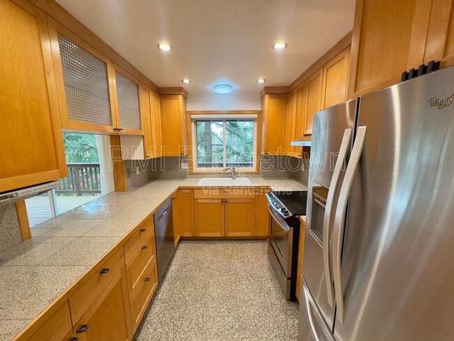 Building Photo - 307 Cervantes Cir