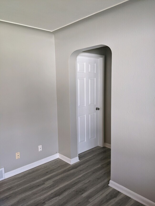 Building Photo - 4225 Harvest Ln
