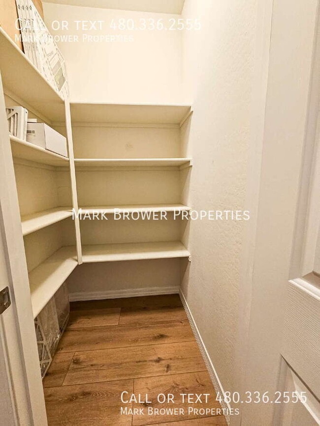 Building Photo - 3345 E Indigo St