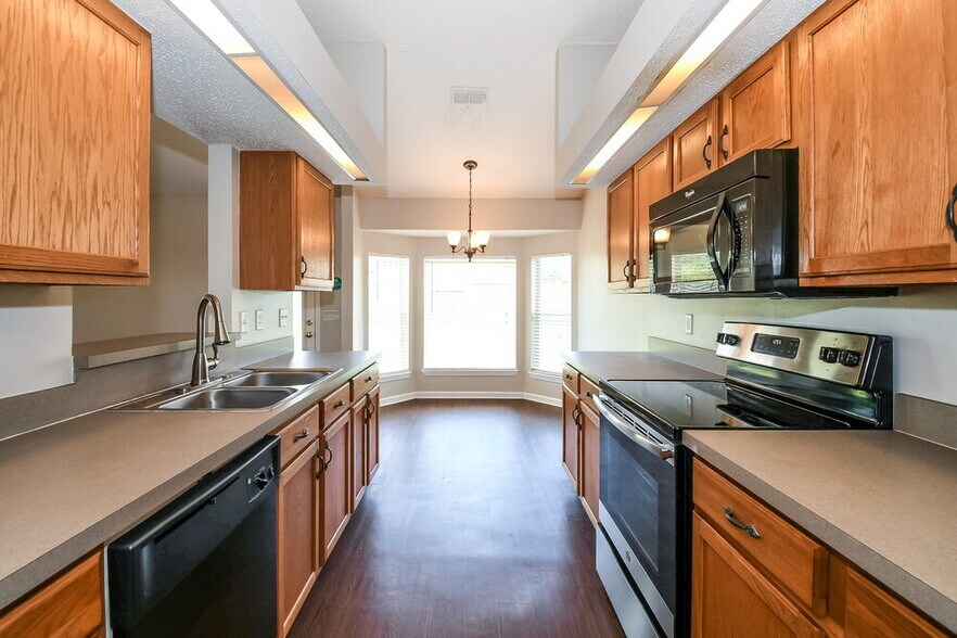 Building Photo - 3559 White Cow Ct