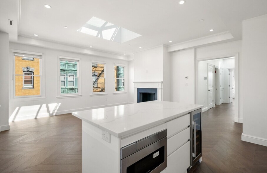 Building Photo - 537 Boylston St