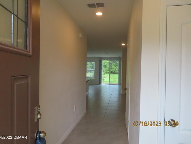 Building Photo - 4 BELLA LAGO Cir