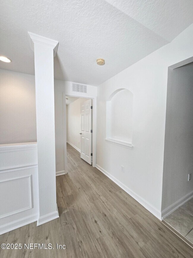 Building Photo - 6591 White Blossom Cir