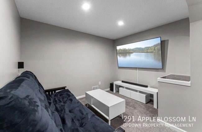 Building Photo - 291 Appleblossom Ln