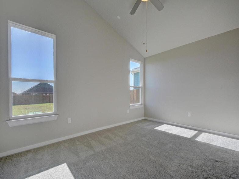 Master bedroom downstairs - 6808 Cardinal Bloom Loop
