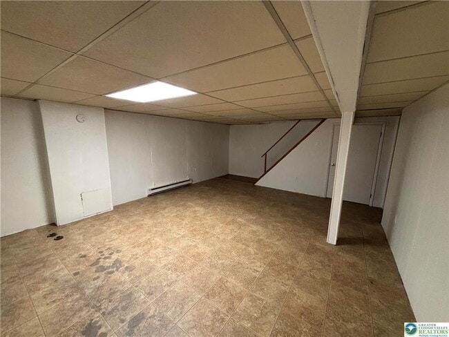 Building Photo - 616 Banks St