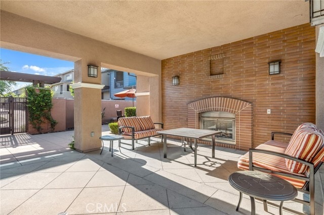 Building Photo - 12422 Benton Dr
