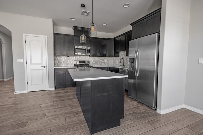 Building Photo - 3135 Red Creek