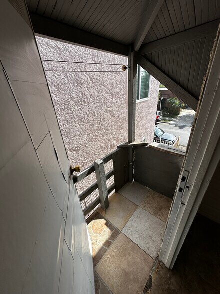 Balcony - 1200 N Hoover St