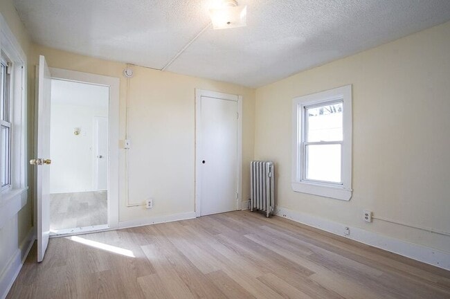 Building Photo - 8 Beaudoin Ct