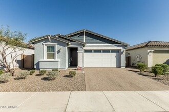 Building Photo - Goodyear Rental Listing
