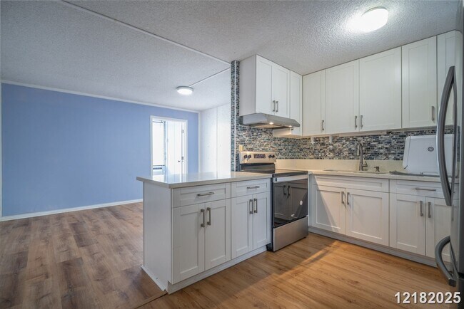 Building Photo - $2550 /1 Bed/ 1 Bath/ 1 Parking IN MILILANI