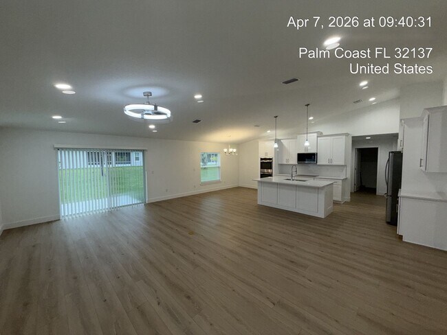 Building Photo - 85 Laramie Dr