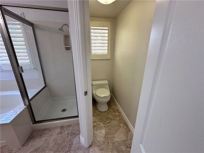 Building Photo - 507 Lassa Way