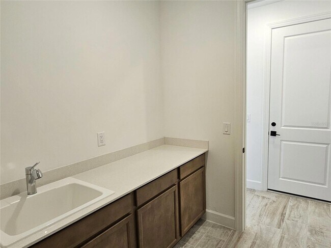 Building Photo - 17925 Nadine Pl