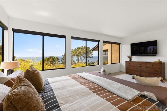 Building Photo - 8496 Westway Dr
