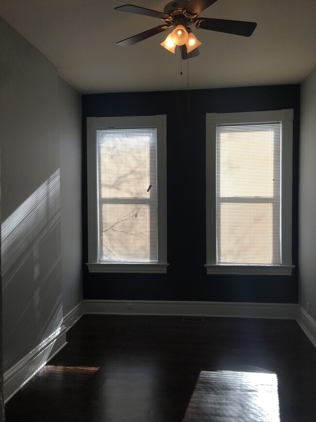 Building Photo - 2710 Armand Pl