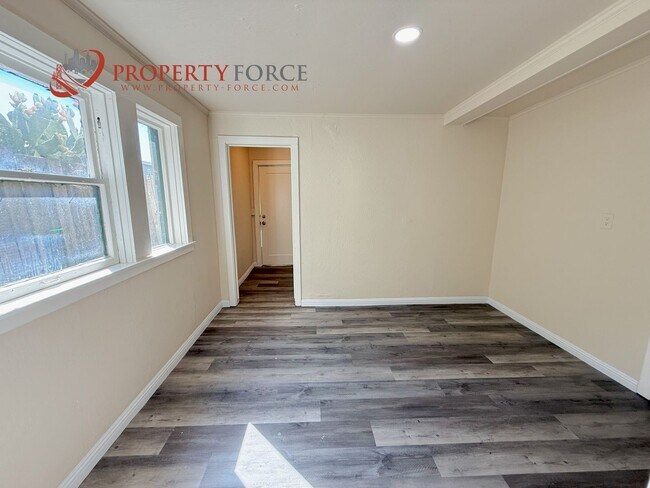Building Photo - UPGRADED 1 BED 1 BATH  - OFFERED BY PROPER...