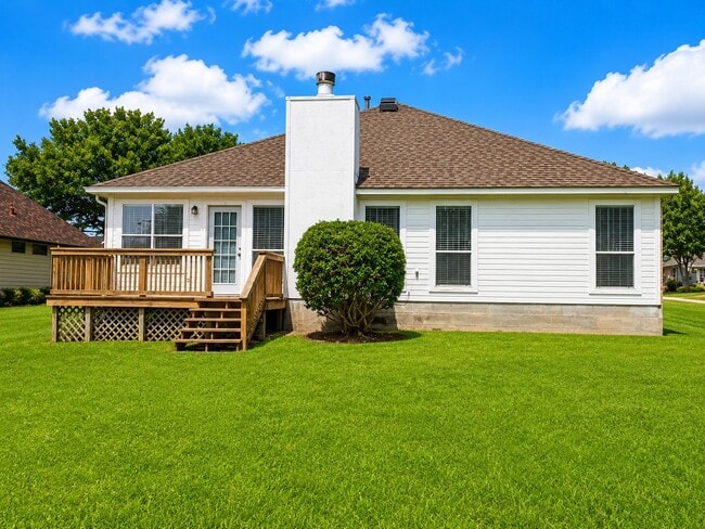 Building Photo - 6858 Stillwater Dr