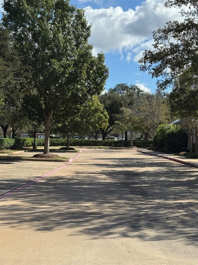 Building Photo - 4501 Cartwright Rd